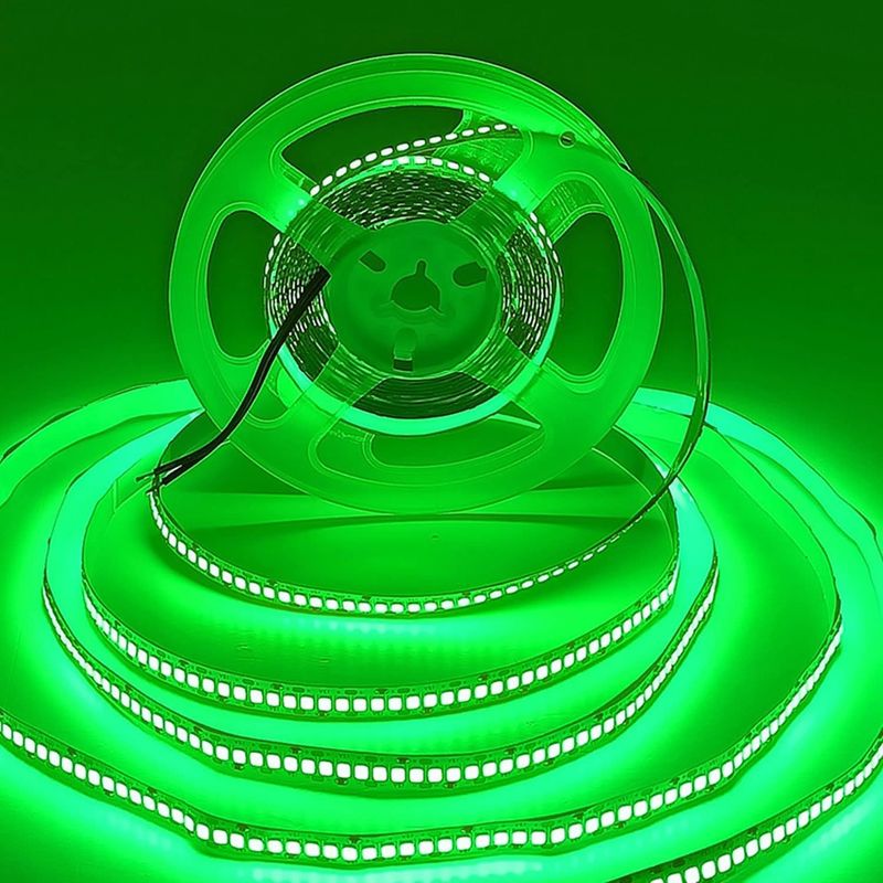 12V 240LEDS SMD 2835 LED Strip Light 1200LEDs 16.4Ft Non impermeabile Colori Rosso Verde Blu Arancio Per Bar