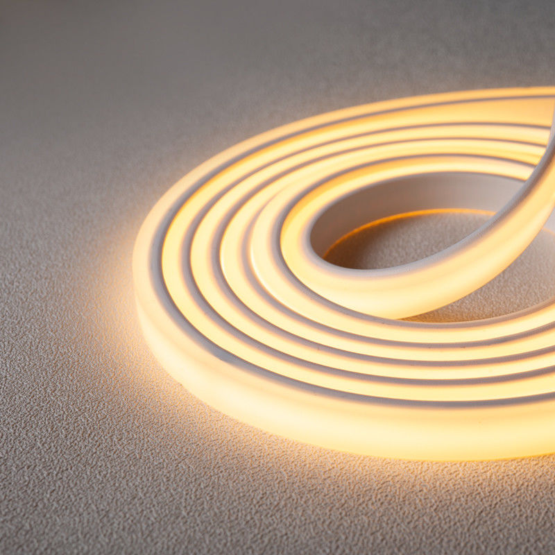Luce LED al neon in silicone bianca calda 2700K con 12W/m di colore emettente e tasso di impermeabilità IP68