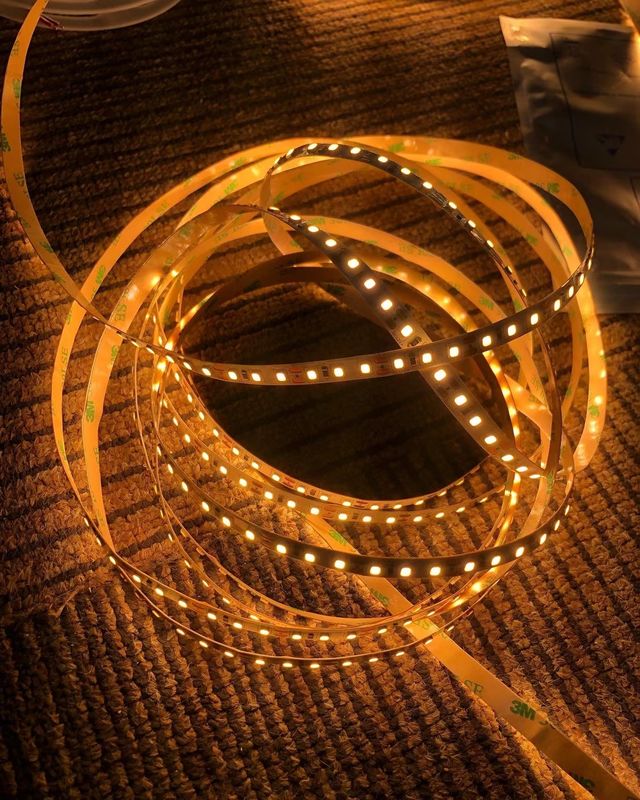 Rating IP20 Illuminazione per il paesaggio 5m 10m 12v 24v 220v Rgbw Cob Light Strip