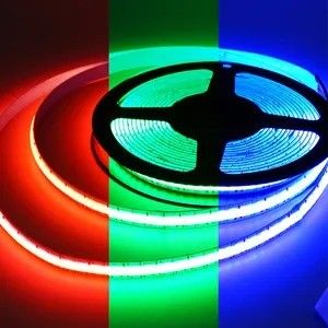 Striscia LED COB con 60000 ore di vita utile DC12V/24V CRI90 320LED/m 110lm/W