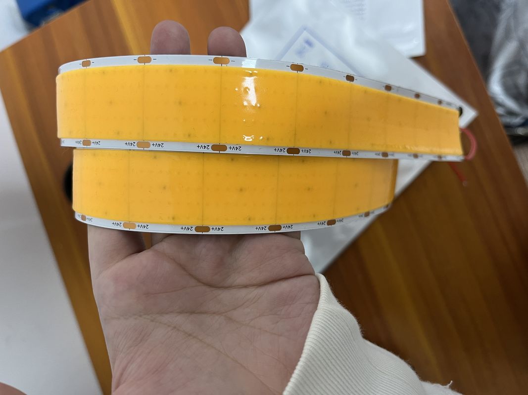 1600LED/m COB LED Strip Light per la decorazione del paesaggio 30mm PCB 40W/m Peso 0,05kg